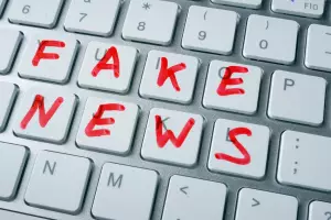 Dezinformare: fake-news, propagandă, rescrierea istoriei și ascensiunea populismului